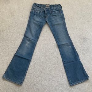 Frankie B. | Low Rise Flare  Blue Jeans with heart pockets LIMITED EDITION